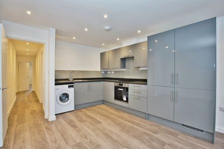 Middle Street, Yeovil - Photo 4