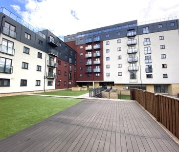 2 bedroom apartment to rent - Photo 6