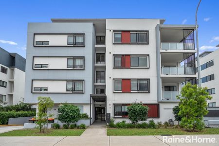 Two Spacious Three Bedroom Apartments to Choose From! - Photo 5