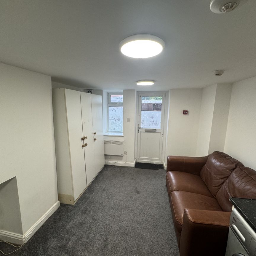 Flat 1, 39, Fishergate Hill, Preston - Photo 1