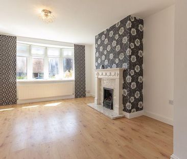 3 bedroom semi-detached house to rent - Photo 3