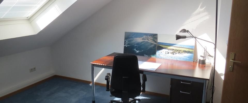 Sehr schöne, möblierte 3 Zimmer-Wohnung, am neuen Kurpark, in Bad Soden - Photo 1