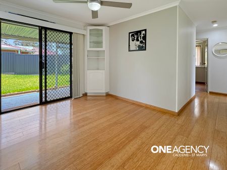 1 Aldinga Place - Photo 2