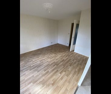 Location Maison 2 pièces 47 m² Mézières-en-Brenne - Photo 3