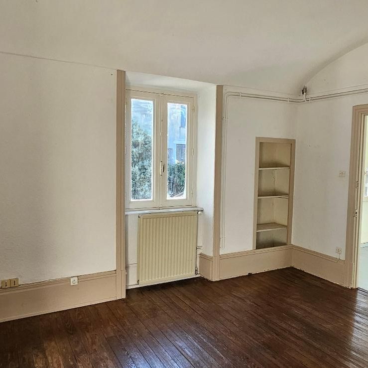 Location Appartement 3 pièces 55m² CHOMERAC 07210 - Photo 1