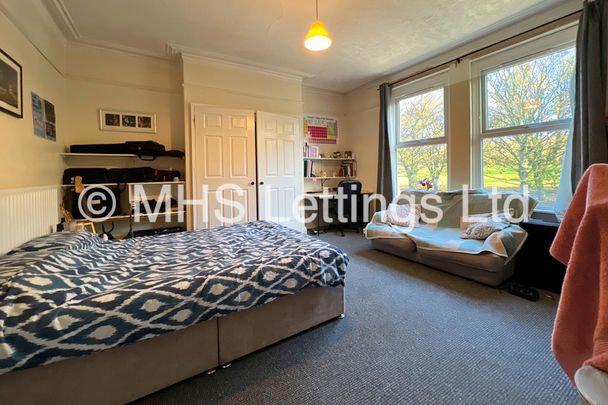 8 Bedroom Mid Terraced House for rent in Hyde Park Road - Photo 1