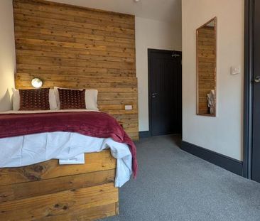 1 bedroom in a house share to rent - Photo 1