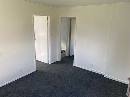 Charming 2BR Flat in Pt Chevalier! - Photo 3