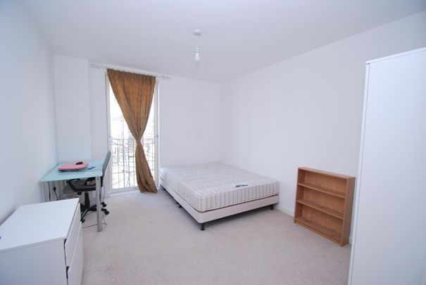 Stothert Avenue, Bath - Photo 1
