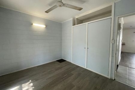 IDEAL FOR LOW-MAINTENANCE LIVING - Photo 3
