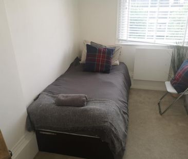 2 bedroom apartment to rent - Photo 4