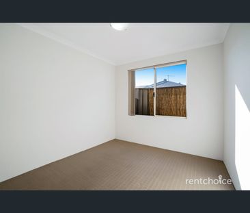 8/1 Burch Way, Baldivis, WA 6171 - Photo 5