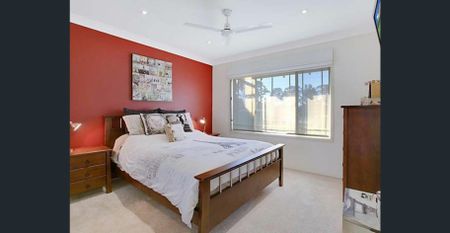 Beautiful Family Home in a Quiet Cul-de-Sac - Photo 4