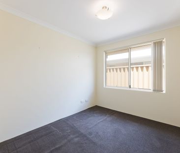 4x2 with Secure Yard, Double Garage & More - Photo 2