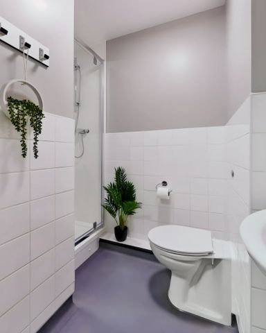 Penthouse Plus Studio - Photo 4