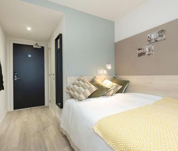 Studio to rent - Photo 1