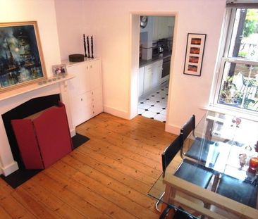 2 bedroom end of terrace house to rent - Photo 2