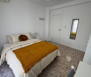 Calle Rey Don Jaime, Xirivella, Valencian Community 46950 - Photo 2