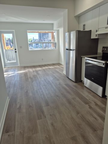 For Lease - 1073 College Street Unit# 2nd Flr, Toronto, Ontario - Photo 2