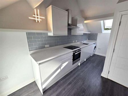 Woodborough Road, Nottingham, NG3 - Photo 2