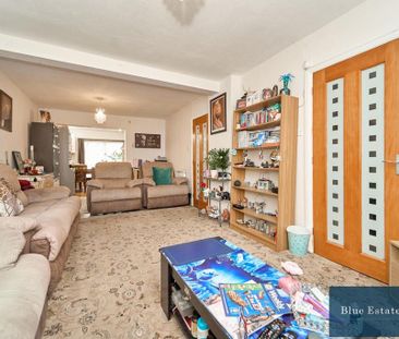 4 bedroom terraced house to rent - Photo 4