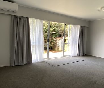 Immaculate 2 Bedroom Unit - Photo 1