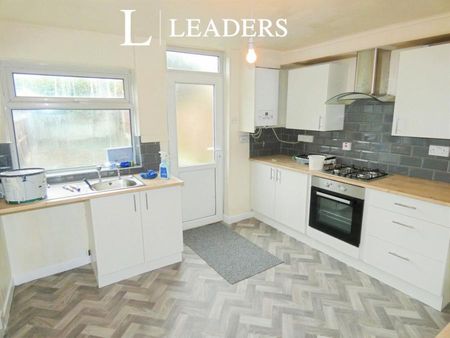 2 bedroom house to rent Carlton Street, Mansfield, Nottinghamshire, NG18 - Photo 2