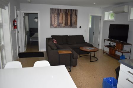 For Lease - 1054 Lawson Road Unit# #1, Tiny, Ontario - Photo 2