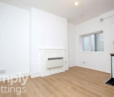 1 Bed property for rent - Photo 4