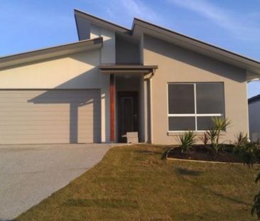 Spacious 4-Bedroom Home in Mountain Creek - Photo 1