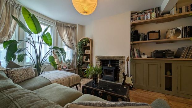 2 bedroom terraced house to rent - Photo 1