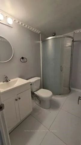 524 Hayward Crescent #Basement - Photo 4