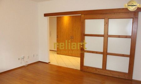 Reliart»Staré mesto:Prenájom 2i,čiast zariadeného bytu/eng.text inside - Fotografia 4