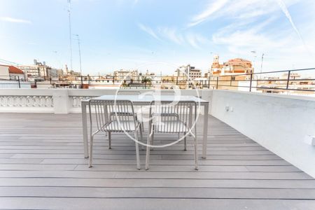 Penthouse for rent with Terrace in San Francesc (Valencia) - Photo 3