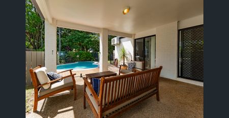 Coastal Family Living in a Peaceful Beachside Pocket - Photo 2