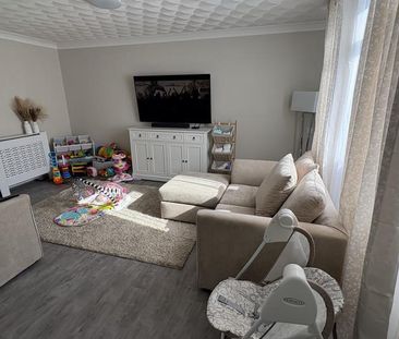 3 bedroom terraced house to rent - Photo 6