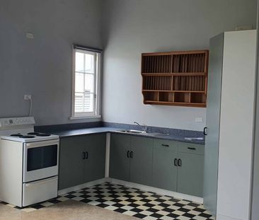 DEVON STREET, 4 BEDROOMS $500 P/W - Photo 3