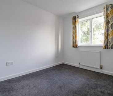 Handsworth Road, Darnall, S9 - Photo 2