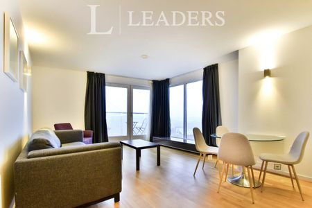 2 bedroom apartment to rent Skyline Central 2, 49 Goulden Street, Manchester, M4 - Photo 2