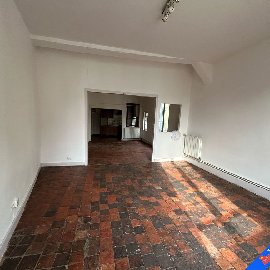 Location Appartement 3 pièces 105m² JOIGNY 89300 - Photo 1