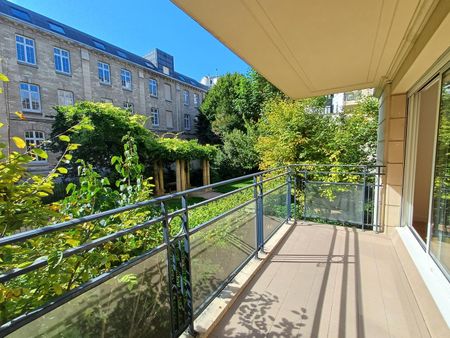 location Appartement F2 DE 51.49m² À PARIS - Photo 2