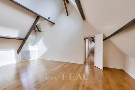 Location maison, Marnes-la-Coquette, 8 pièces, 250 m², ref 85064632 - Photo 2