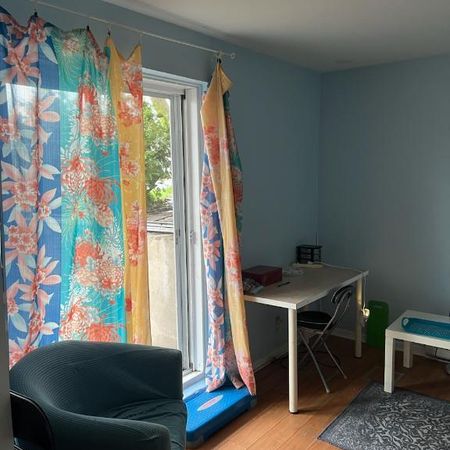 Prix réduit Longueuil- 3 ½ pièces, (chambre fermer) - Photo 4