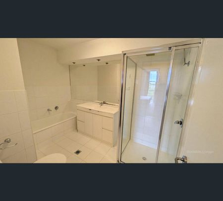 8C/52 Boadle Road, Bundoora, Vic 3083 - Photo 5