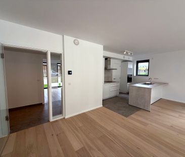 Rez-de-chaussée - à louer - Photo 2