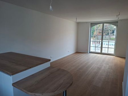 Appartement te huur - Foto 2