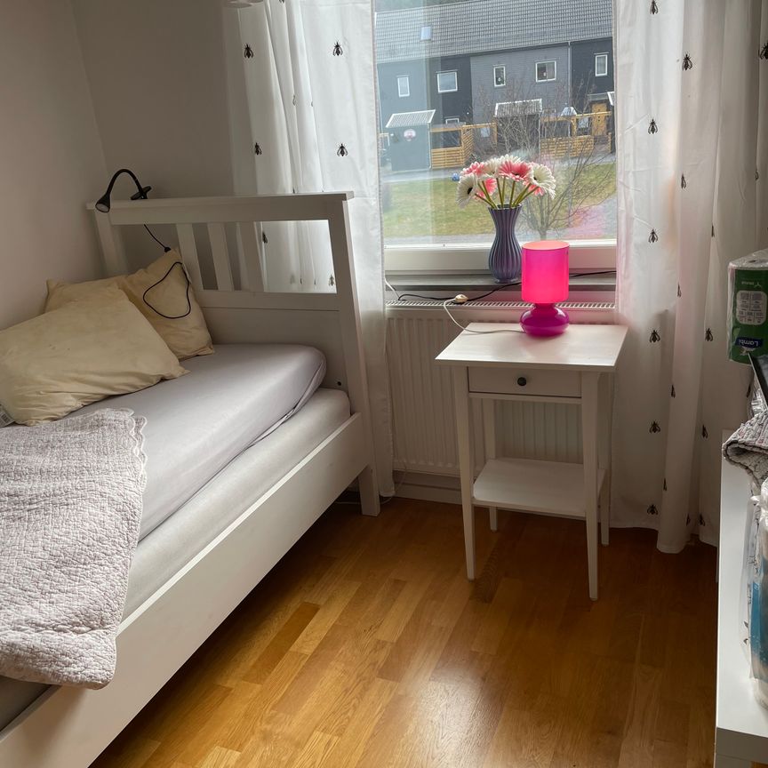 Frisells gata, Upplands Väsby - Photo 1