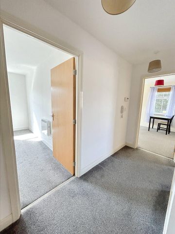 2 bedroom apartment to rent - Photo 3