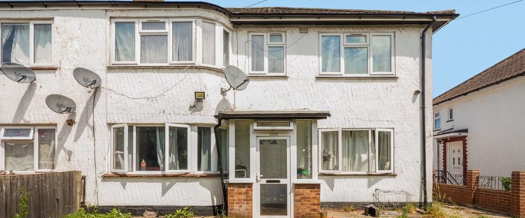 2 bedroom semi-detached house to rent - Photo 1