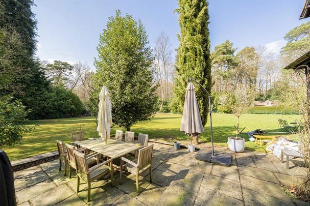 5 bedroom semi-detached house to rent - Photo 1